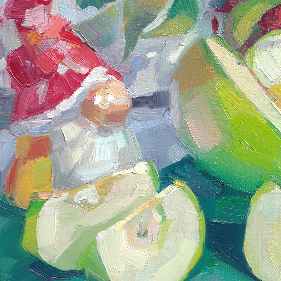 Gnome and green apple